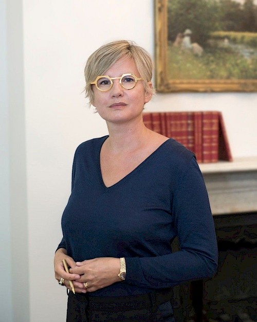 Anne Barrett